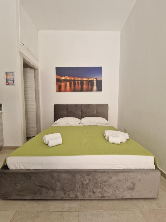 Ap Apartment - In Centro! Gallipolli Exteriör bild